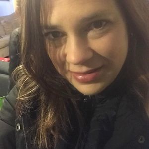 Meet your Posher, Annie